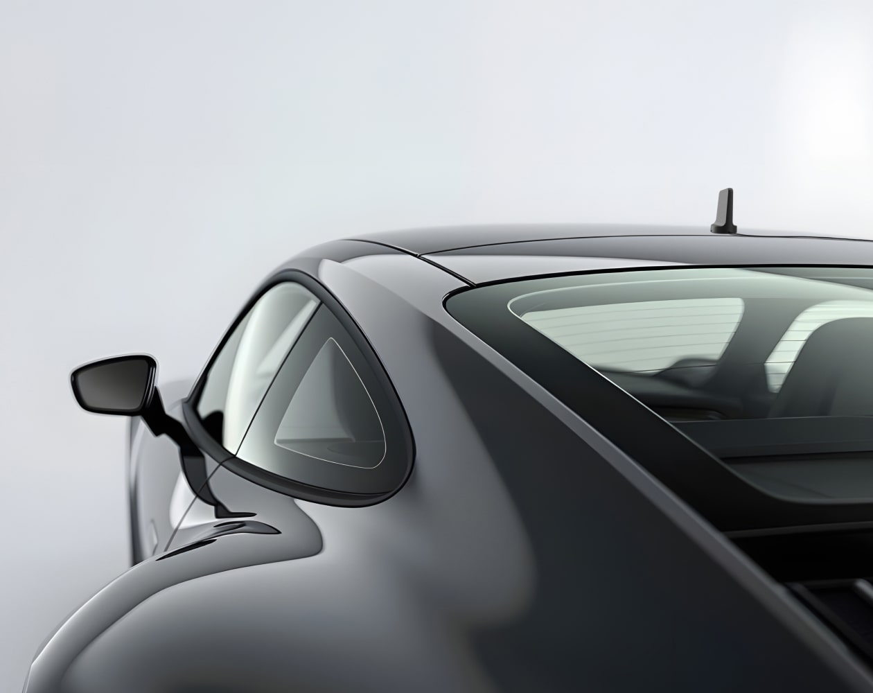 weBoost Dash Mobile Signal Booster with Built-In Wireless Charging | 471082