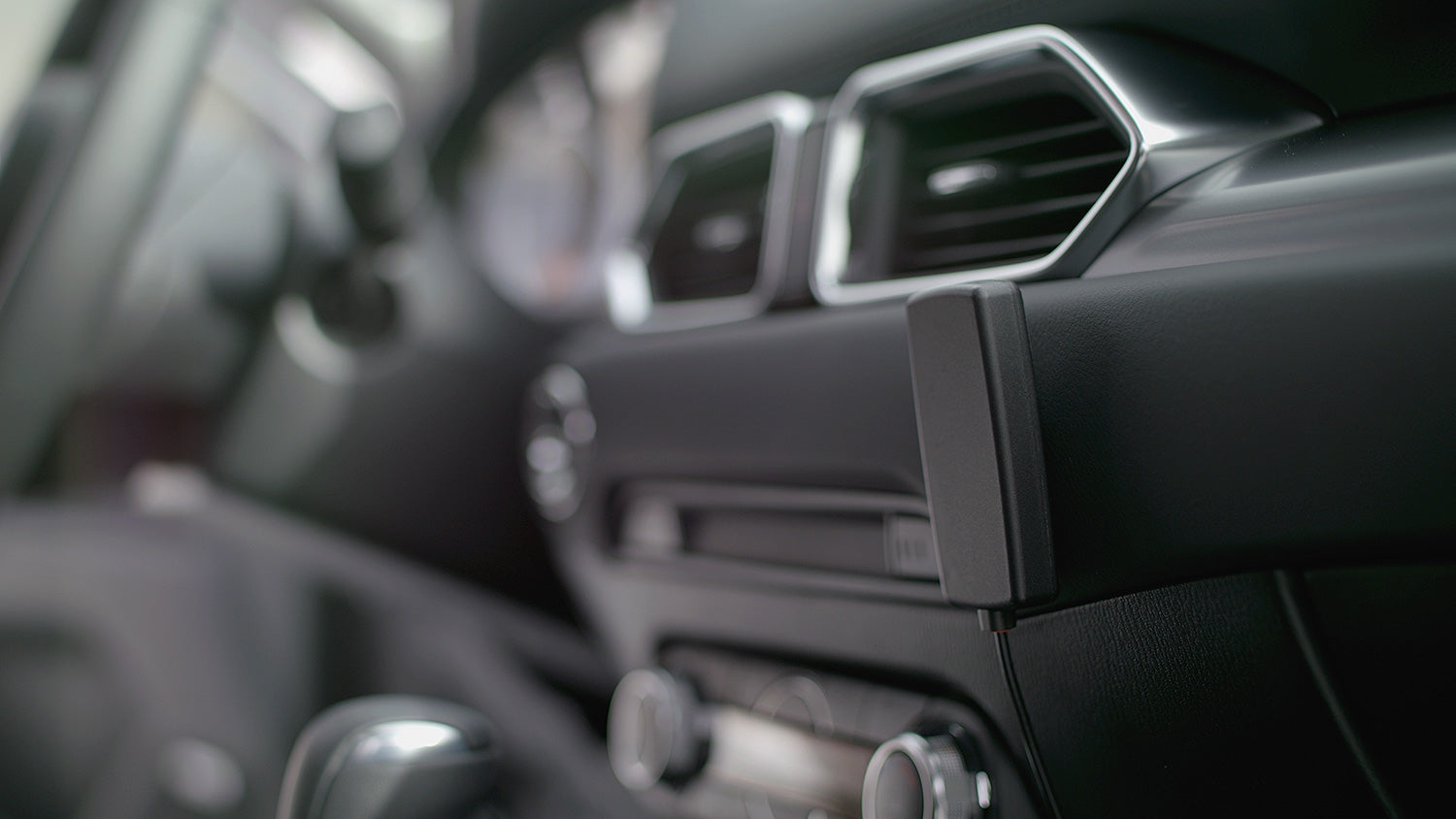 weBoost Slim Low-Profile Antenna with SMA-Male Connector & 10' Coax Cable (314401)