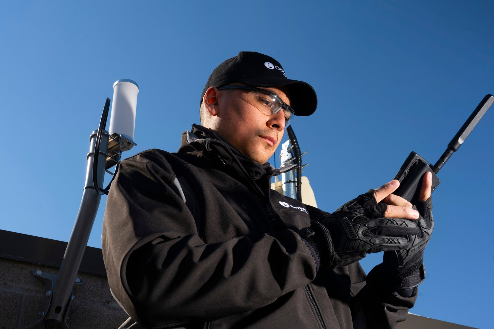 weBoost Medical Office 300 - Enhanced Cellular Connectivity for Healthcare Practices | 479047